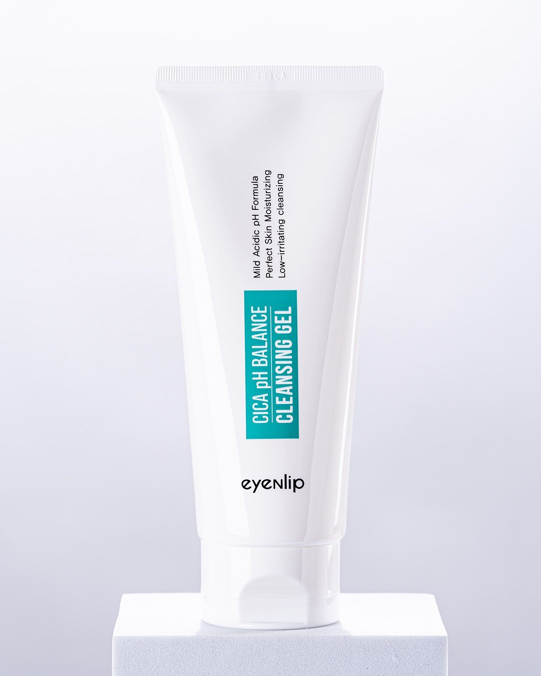 cica-ph-balance-cleansing-gel